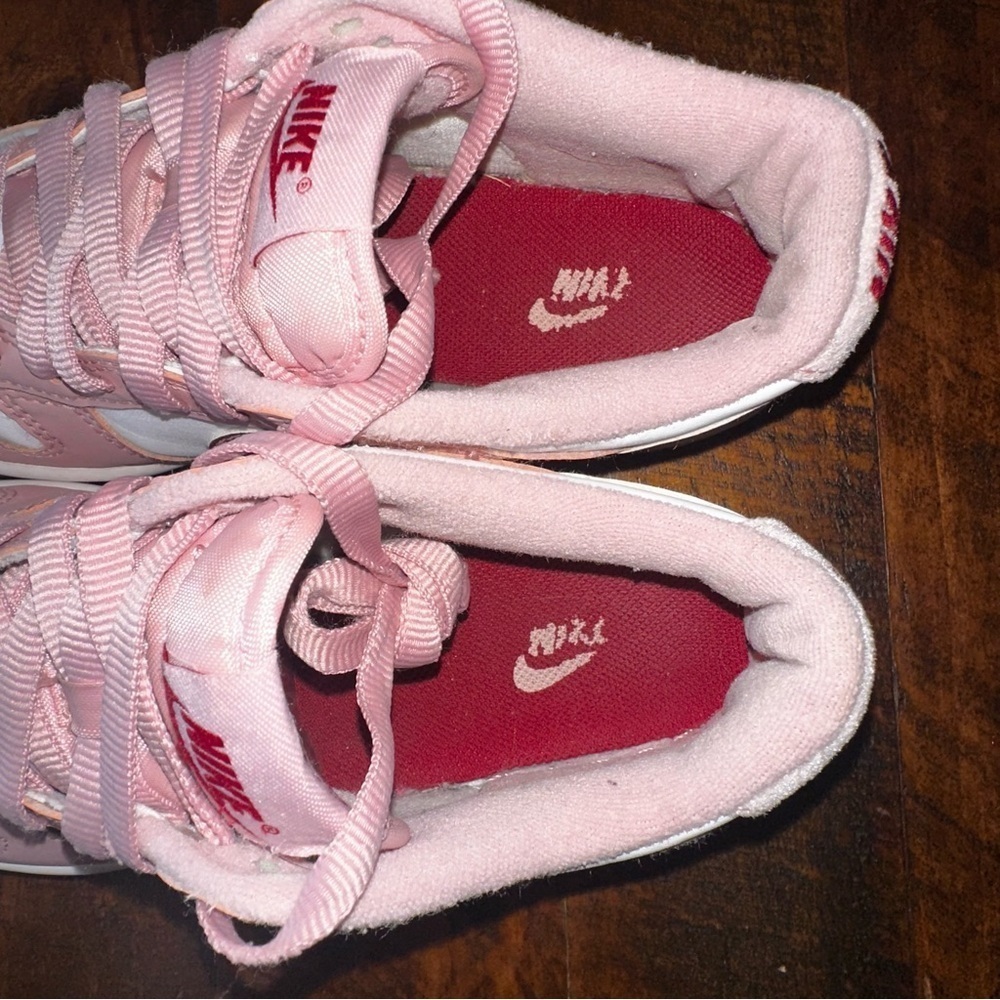 UGC BIG KIDS' NIKE DUNK LOW SNEAKERS Pink Glaze/White/Pomegranate Sz 4Y - Picture 11 of 11